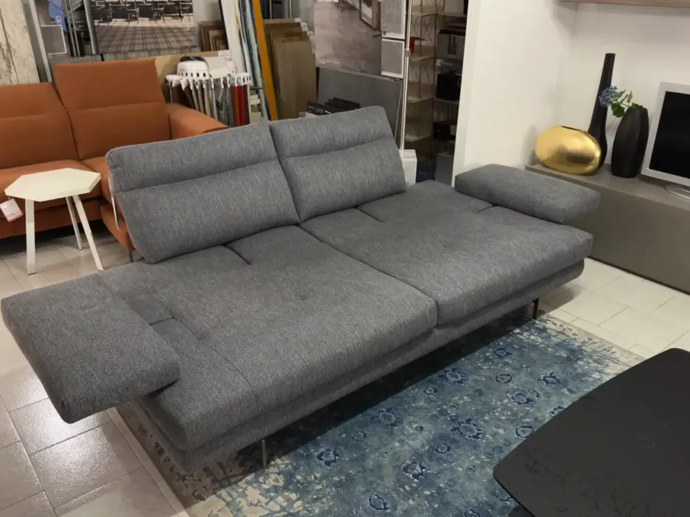 Outlet Divano Toby-wing in Tessuto sfoderabile di scontato 43% Divani