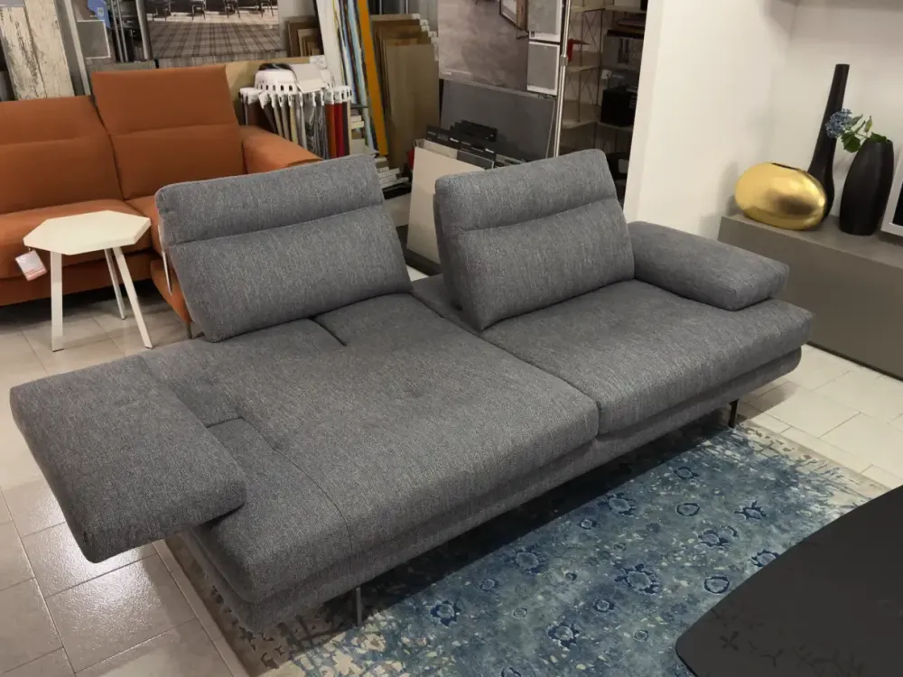 Outlet Divano Toby-wing in Tessuto sfoderabile di scontato 43% Divani