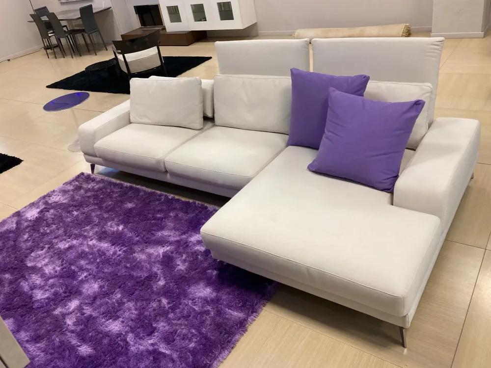 Clearance Divano Upper in Tessuto sfoderabile di scontato 53% Divani