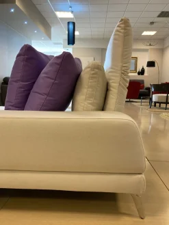 Clearance Divano Upper in Tessuto sfoderabile di scontato 53% Divani