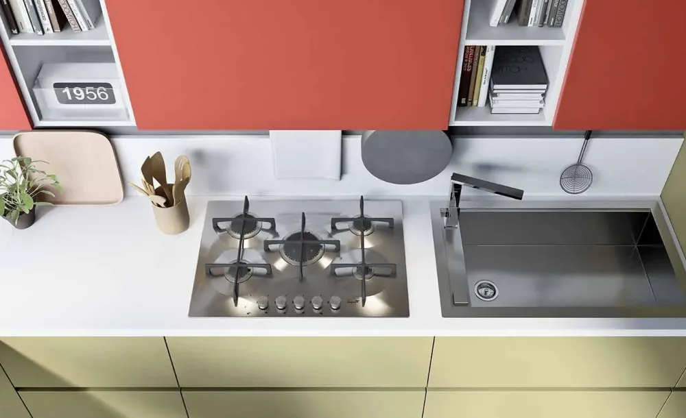 Discount cucina moderna Seta in vari colori scontata del 34%. Massimo stile a prezzi bassi! Cucine Lineari|Cucine Moderne