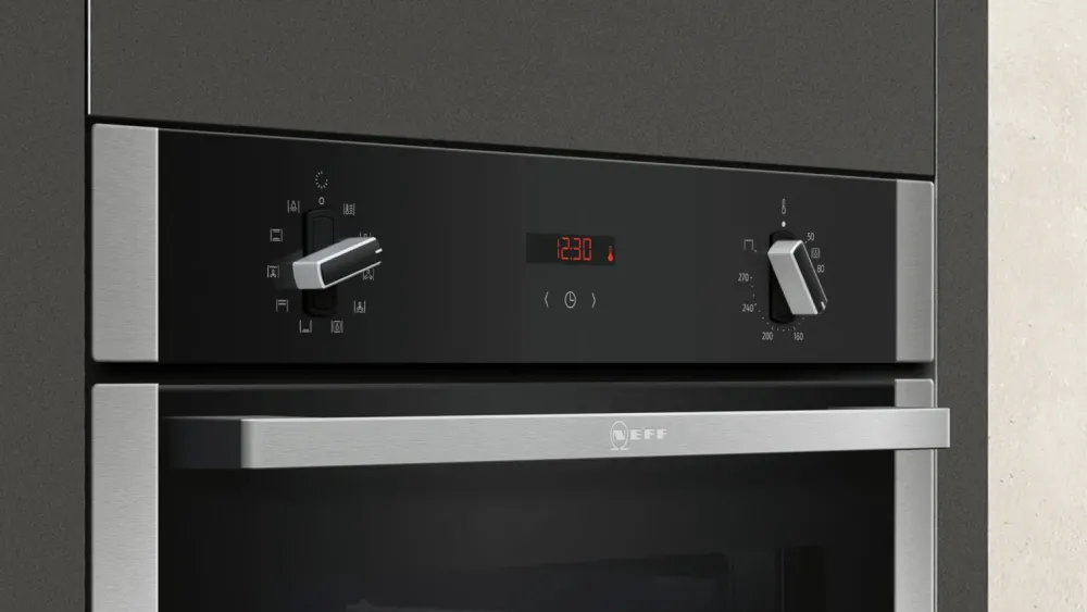 Forno modello Modello b1acd2an0j a prezzo ribassato^Neff New