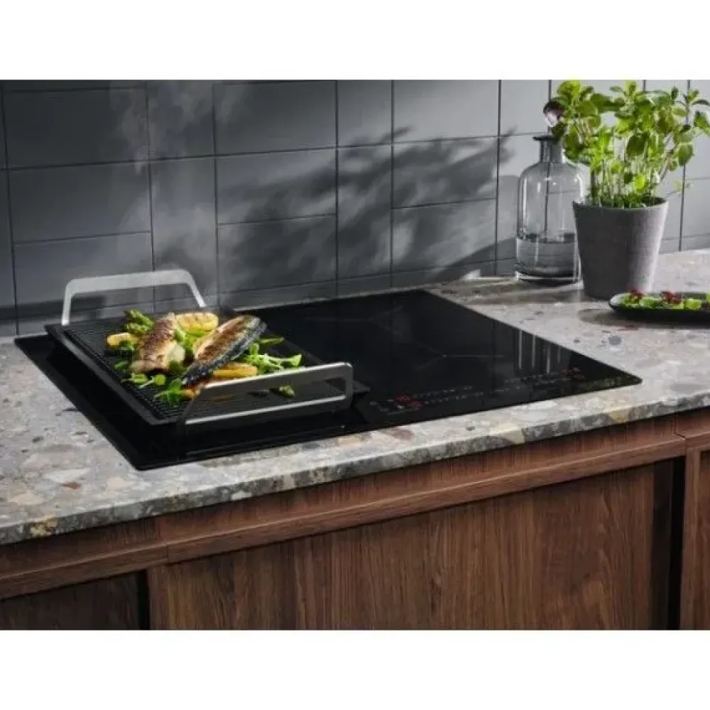 Electrolux Innovativo piano cottura Eil63443 di con forte sconto- Piano Cottura