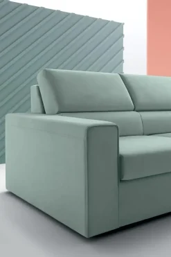 Felis Inviaci la tua richiesta compilando il modulo e scopri il prezzo riservato del Divano Bloom in foto- Divani