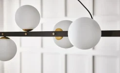 Lampada a sospensione Planeta Bianco a prezzi convenienti^Cattelan Italia Discount