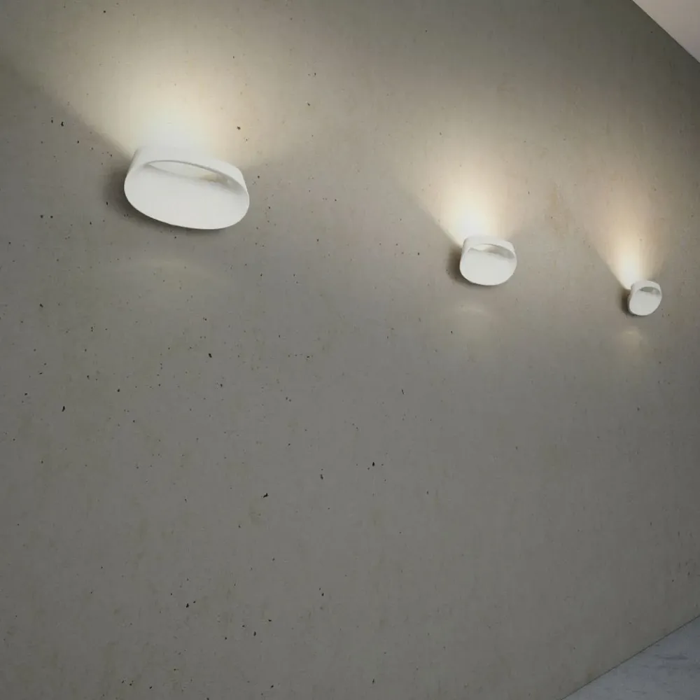 Fontana Arte Lampada da parete Bonnet a prezzo Outlet.- Applique Da Parete