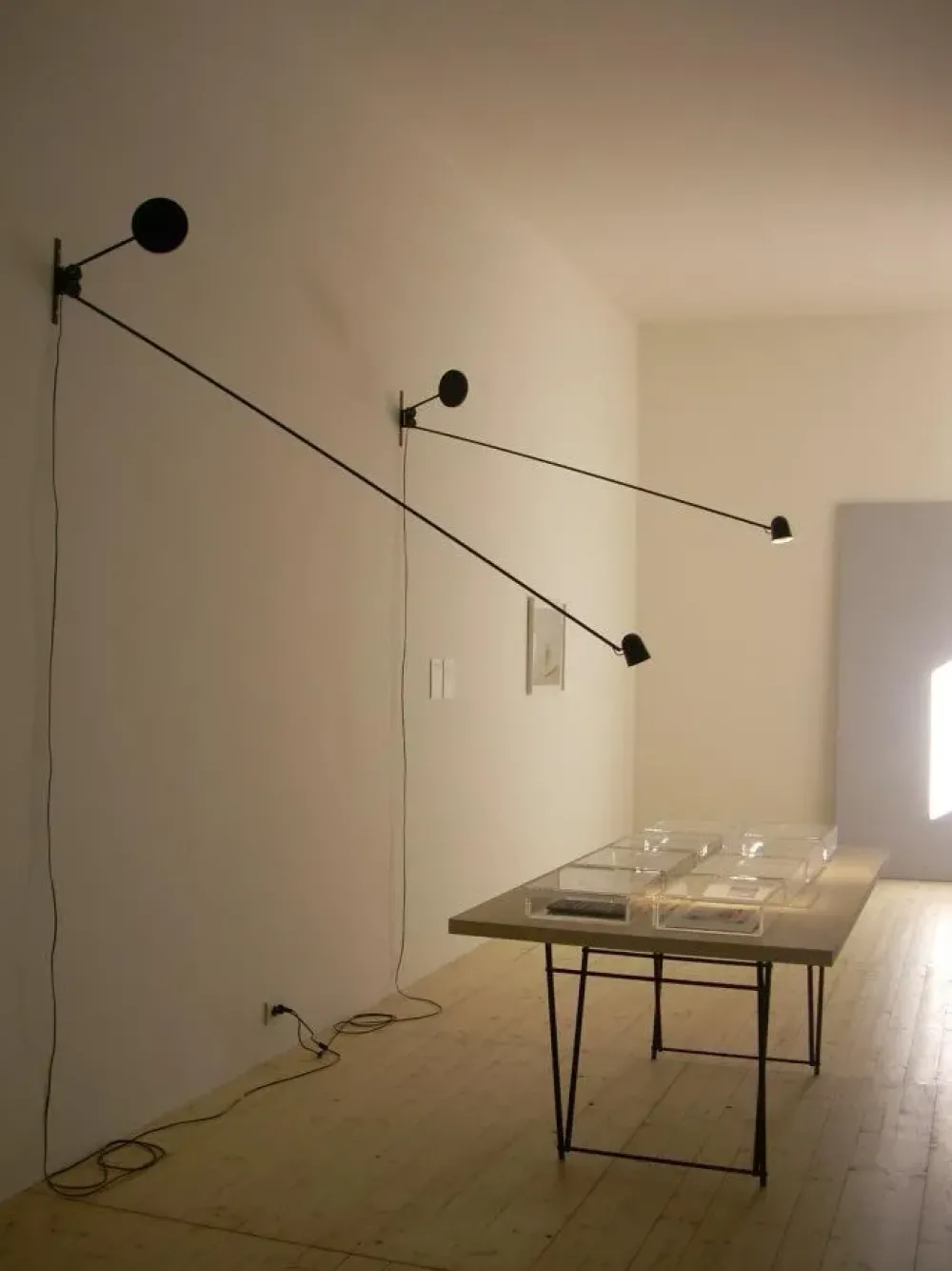 Luceplan Lampada da parete Counterbalance in Offerta Outlet- Applique Da Parete