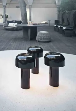 Outlet Lampada da tavolo Bellhop a prezzo Outlet Lampade Da Tavolo