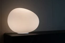 Lampada da tavolo Gregg con uno sconto esclusivo^Foscarini New