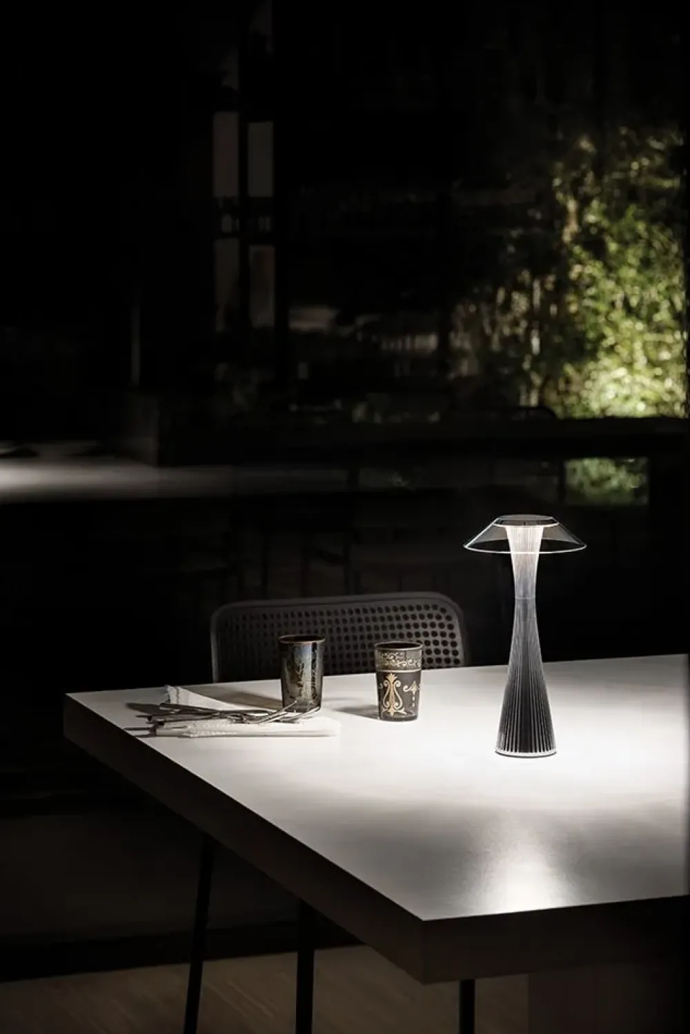 Sale Lampada da tavolo Space outdoor stile Design in offerta Lampade Da Tavolo