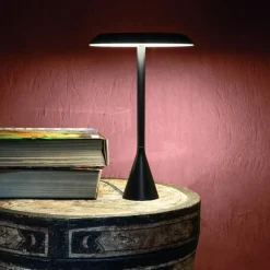 Lampada da tavolo Panama mini led battery a prezzo Outlet^Nemo New