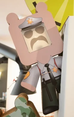 Cubodesign Lampada da tavolo stile Design Scheriff in offerta- Lampade Da Tavolo