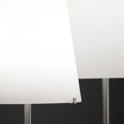 Online Lampada da tavolo 3247ta e in Offerta Outlet. Lampade Da Tavolo