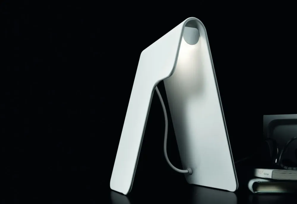 Foscarini Lampada da tavolo Tua con un ribasso esclusivo- Lampade Da Tavolo