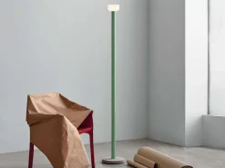 Flos Lampada da terra Bellhop floor a prezzo Outlet- Lampade Da Terra