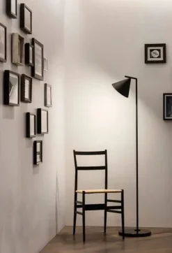 Flos Lampada da terra Captain flint a prezzo scontato- Lampade Da Terra