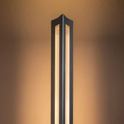 Outlet Lampada da terra Chiaroscura a prezzo Outlet Lampade Da Terra