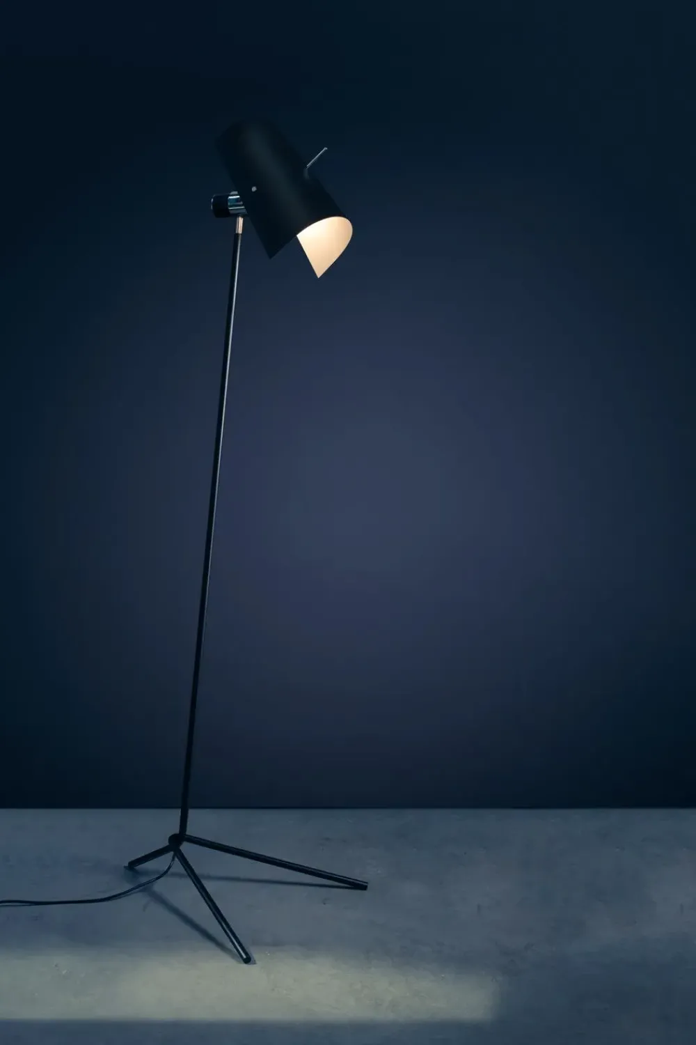 Nemo Lampada da terra Claritas a prezzo scontato- Lampade Da Terra