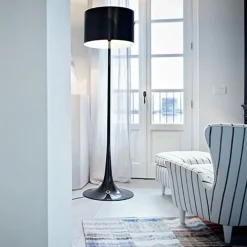 Lampada da terra Spun Light Floor a prezzo Outlet. Massimo stile, massimo risparmio.^Flos Outlet
