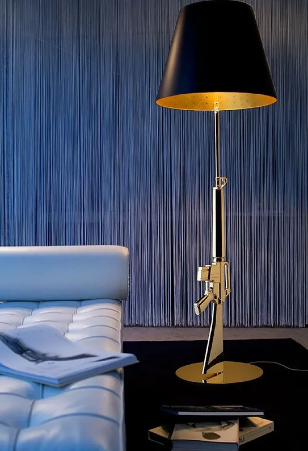 Flos Lampada da terra Guns lounge gun terra a prezzo Outlet- Lampade Da Terra