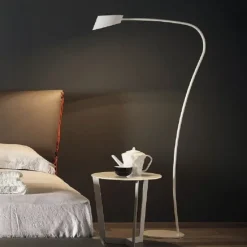 Lampada da terra Little flag con un ribasso esclusivo^Cattelan Italia Sale