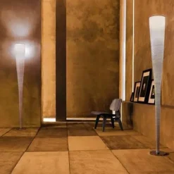 Foscarini Lampada da terra Mite a prezzo Outlet- Lampade Da Terra
