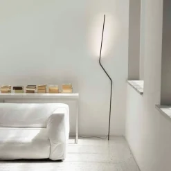 Artigianale Lampada da terra Neo lampada da terra led nemo   con uno sconto esclusivo- Lampade Da Terra