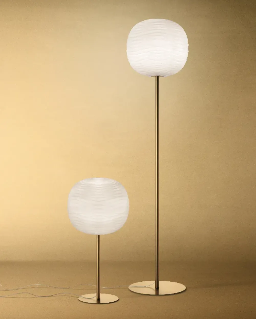 Foscarini Lampada da terra stile Design Gem in offerta- Lampade Da Terra