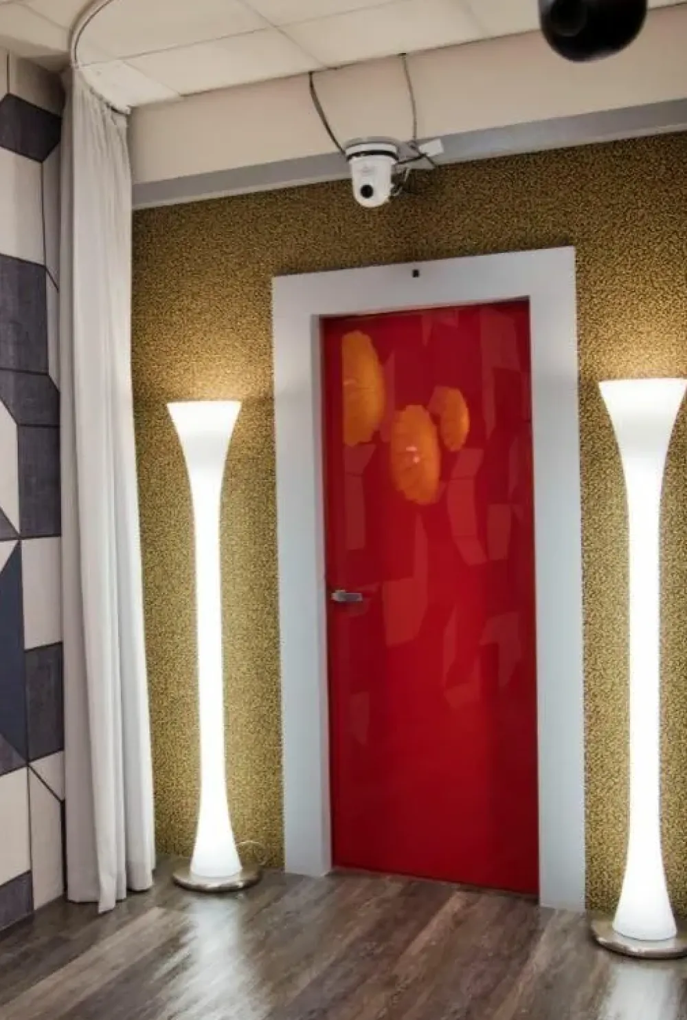 Sale Lampada da terra Lepanto Bianco a prezzi convenienti Lampade Da Terra