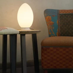 Fontana Arte Lampada uovo medio in OFFERTA OUTLET- Lampade Da Tavolo