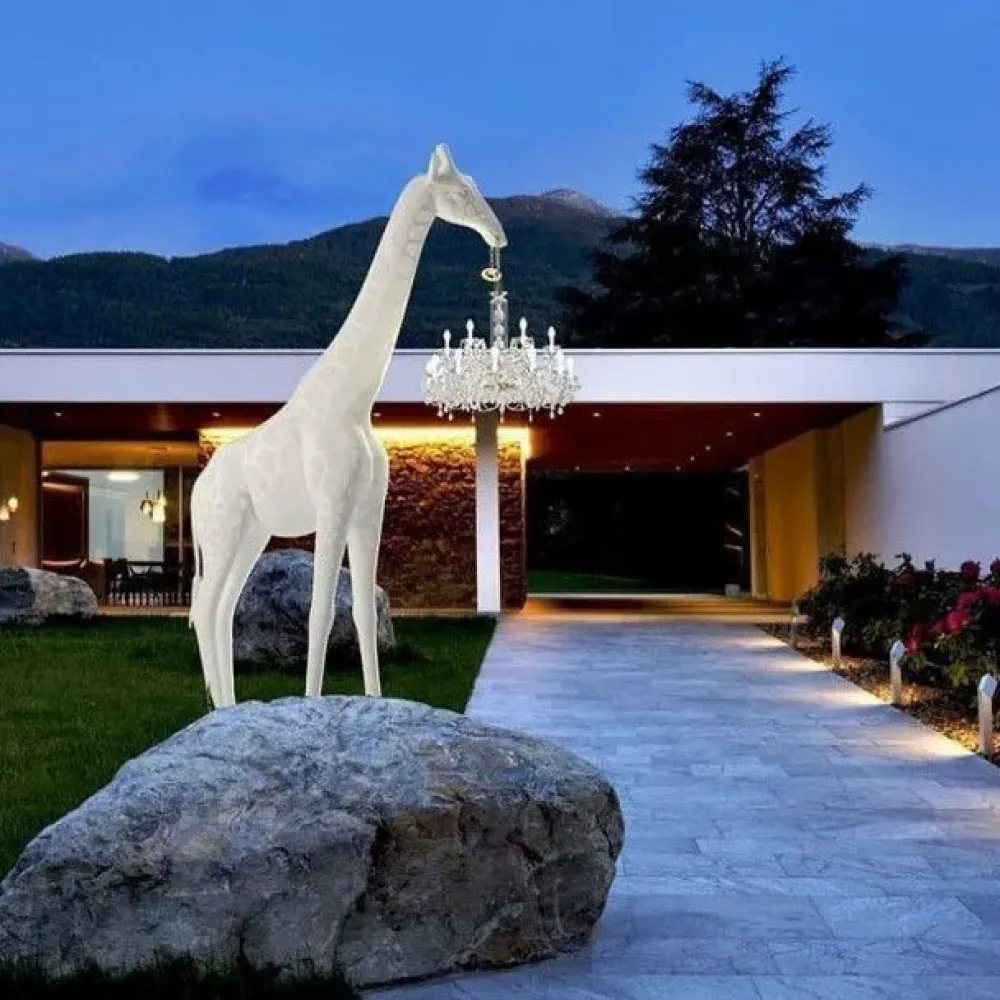 Artigianale Lampada Giraffe in love design bianco in OFFERTA OUTLET- Lampade Da Terra