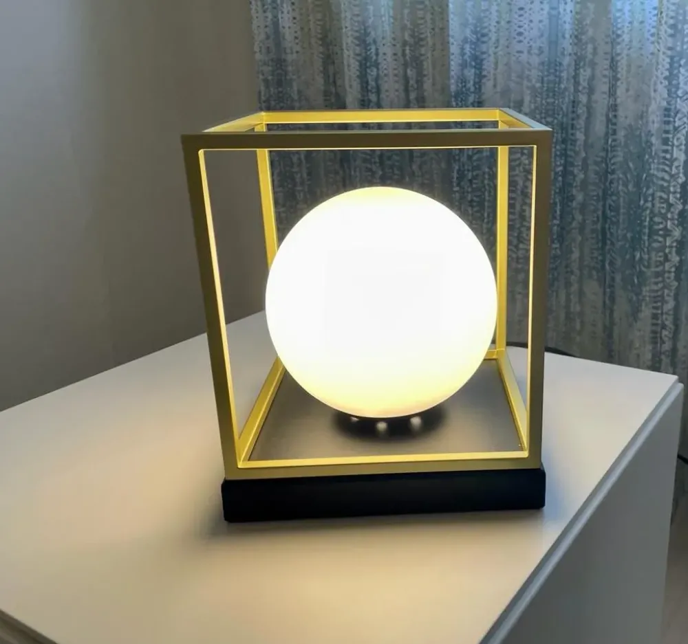 Ideal Lux Lampada Lingotto in OFFERTA OUTLET- Lampade Da Tavolo