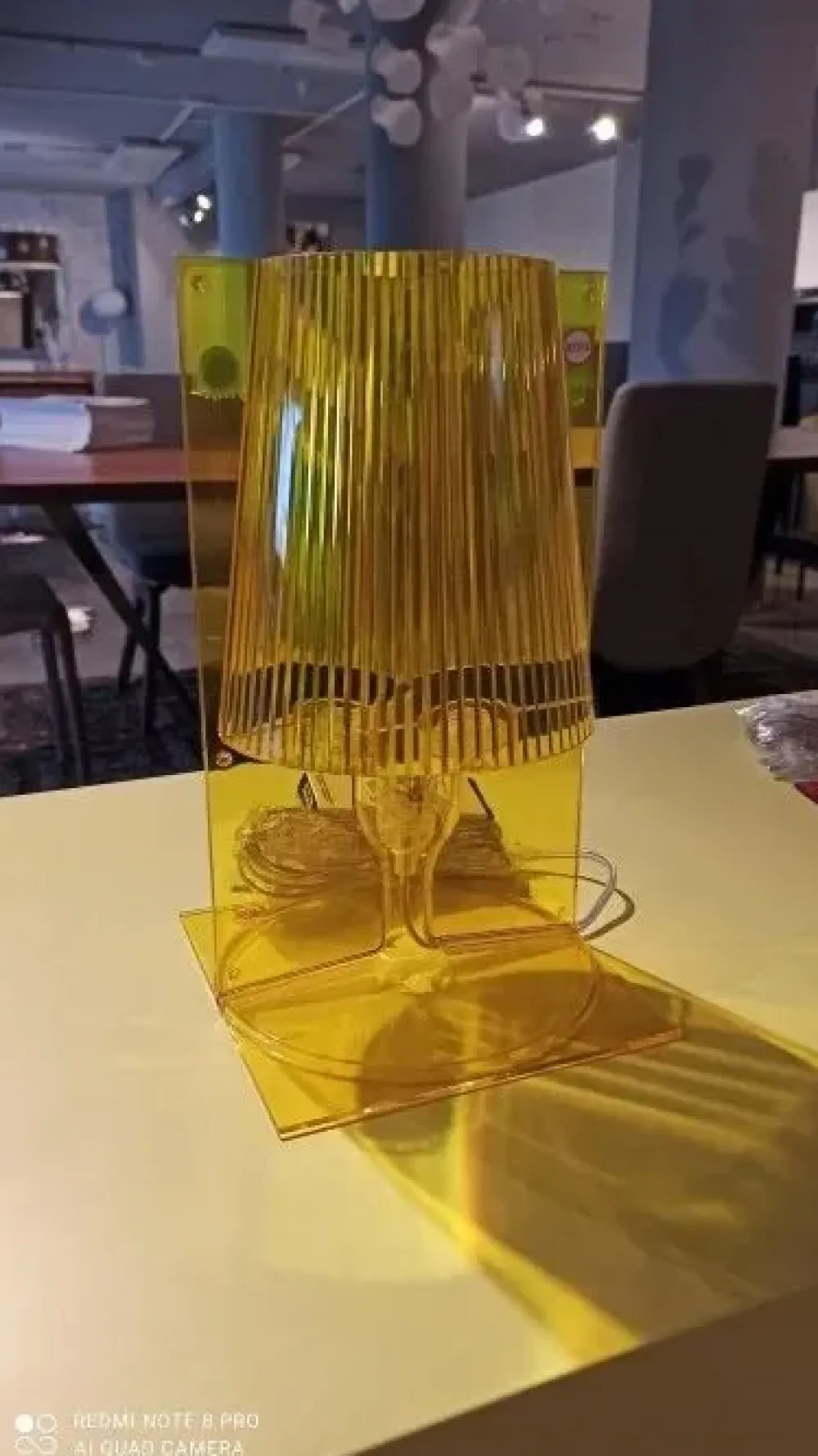 Kartell Lampada Take in OFFERTA OUTLET- Lampade Da Tavolo