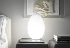 Fontana Arte Lampada Uovo grande, in Offerta Outlet.- Lampade Da Tavolo