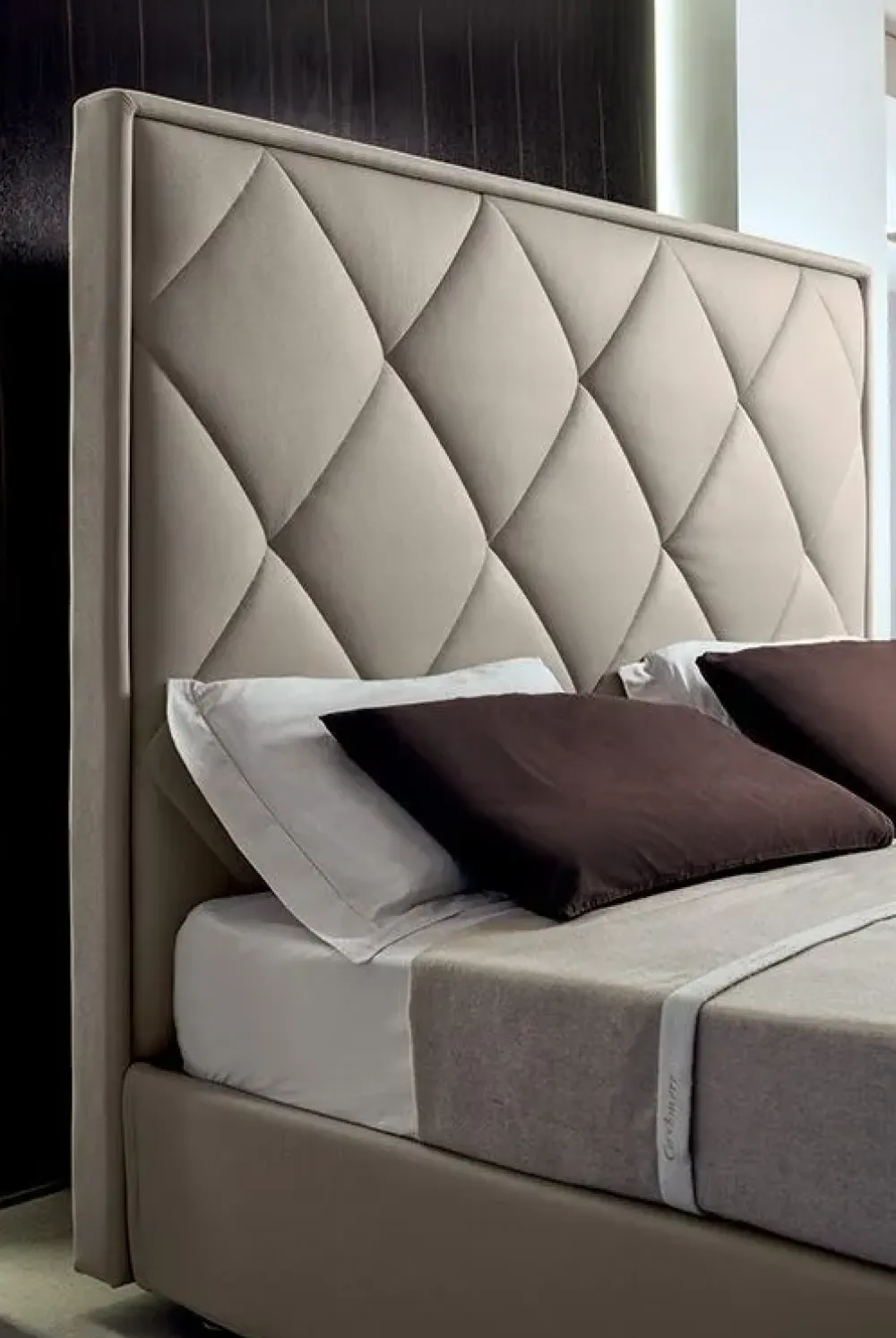 Md work Letto design con contenitore Letto in pelle con contenitore a prezzo scontato- Letti