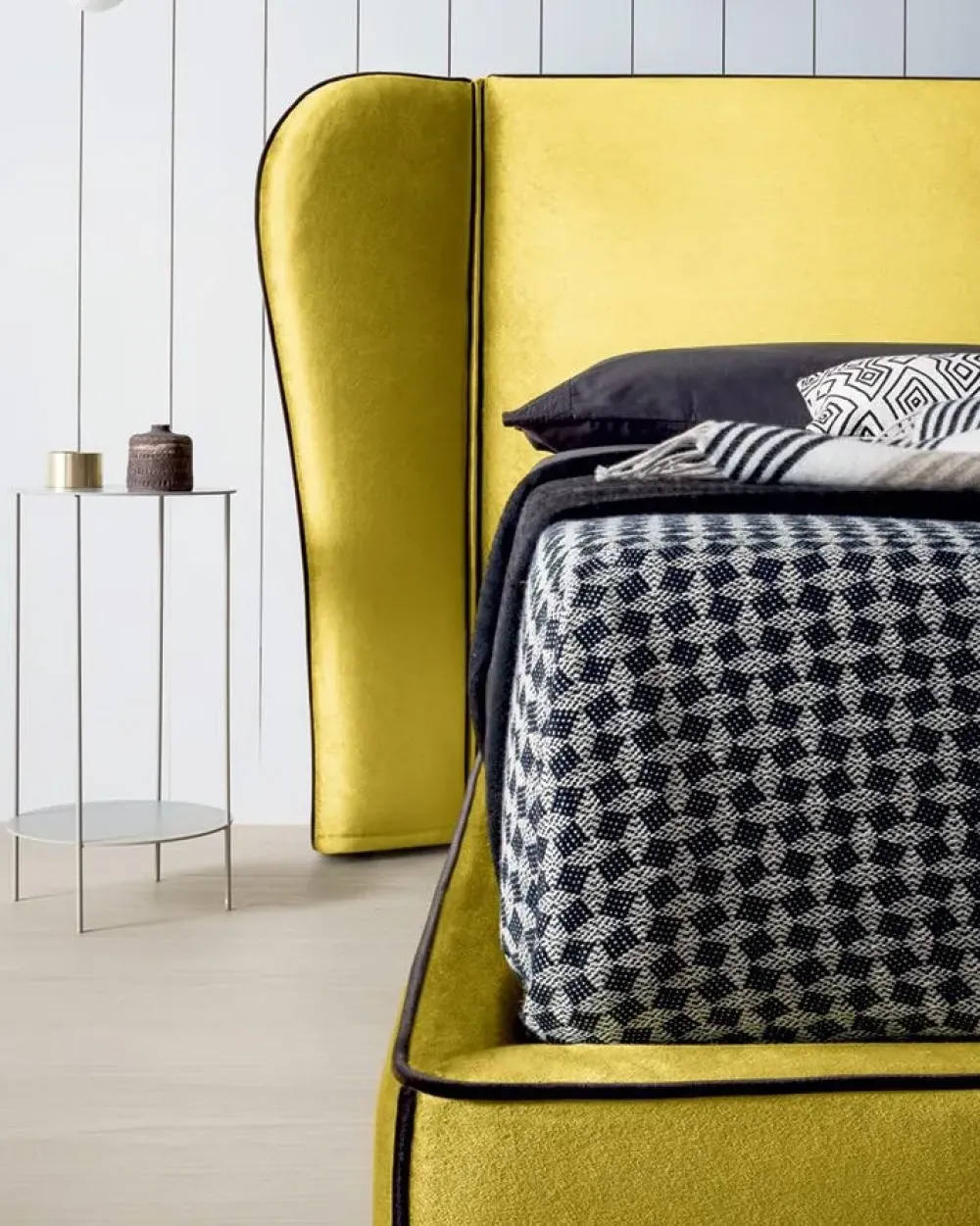 Clearance Letto design con contenitore Paris a prezzo ribassato Letti