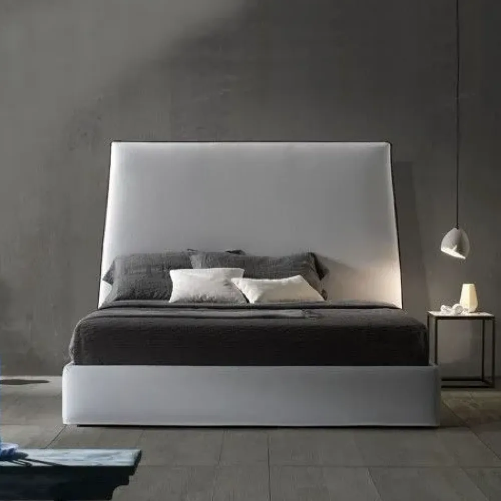 Excò Letto design con gambe Tatami a prezzo scontato- Letti