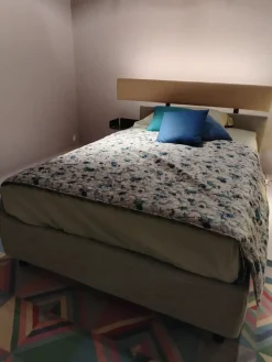 Sale Letto design Denver piazza e mezza scontato 30% Letti