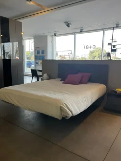 Letto design Fluttua con uno sconto del 25%^Lago Clearance