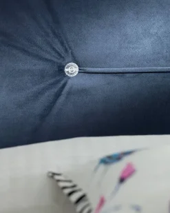 Letto design Kris con un ribasso del 34%^Artigianale New