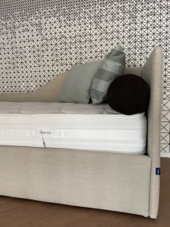 Bolzan Letto design Line con un ribasso del 34%- Letti