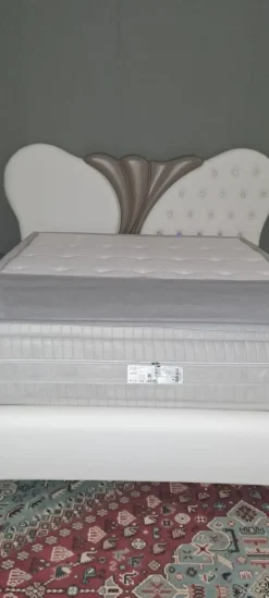 Outlet Letto Fiocco grey di scontato del 40% Letti