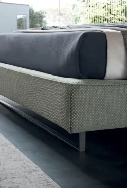 New Letto imbottito con contenitore 200 x 200  a prezzo ribassato Letti