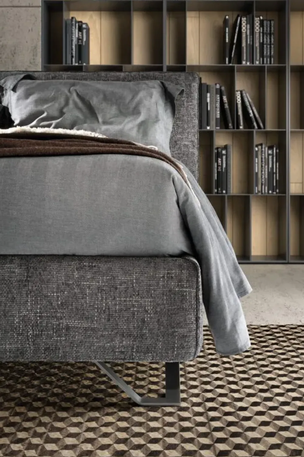 Outlet Letto imbottito con contenitore Charlie a prezzo ribassato Letti