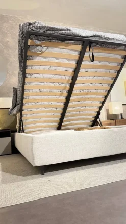 Letto imbottito con contenitore Infinito  a prezzo ribassato^Twils Online