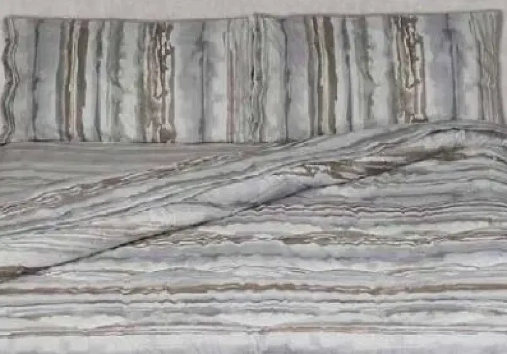 Letto imbottito con contenitore Berlino a prezzo scontato^Sognando New