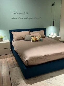 Letto imbottito con contenitore Letto imbottito  a prezzo ribassato^V&nice