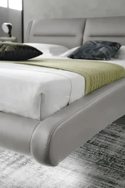 Letto imbottito con gambe Stromboli  a prezzo ribassato^Target Point Hot