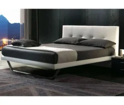 Outlet Letto imbottito con gambe Alexia light a prezzo ribassato Letti