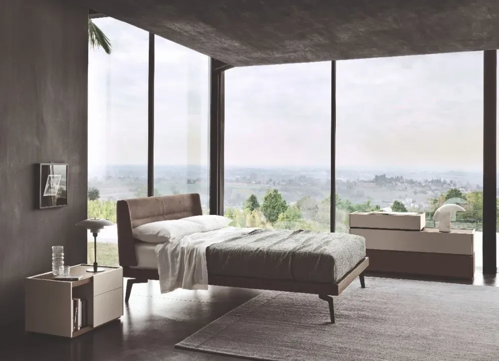 Letto imbottito con gambe Nest a prezzo ribassato^Sangiacomo Discount